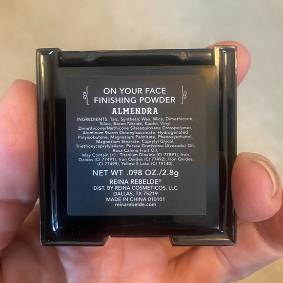 Ipsy five (5) piece neutral beauty bundle with Ipsy bag - Picture 5 of 11